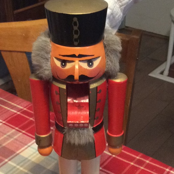 Vtg German Nutcracker 15” Soldier Moving mouth. - Picture 3 of 9